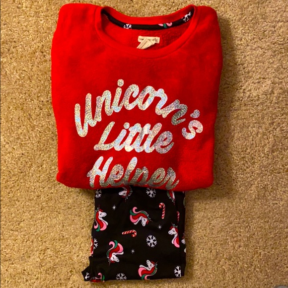 One Step Ahead Other - 2 piece sherpa unicorn helper set